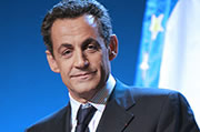 Image Nicolas Sarkozy devant les nouveaux adhérents de l’UMP : “si certains n’aiment pas la France, qu’ils la quittent”