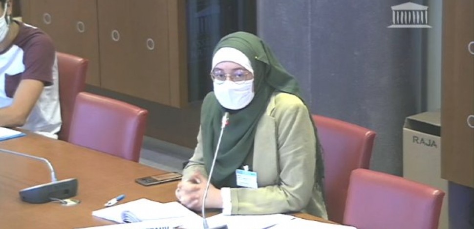 Image Valeurs Actuelles : hijab à l’Assemblée Nationale, l’UNI dénonce l’islamo-gauchisme de l’UNEF