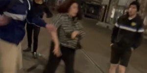Image (VIDEO) Des militants de l’UNI Grenoble agressés en pleine rue par des militants d’extrême-gauche !